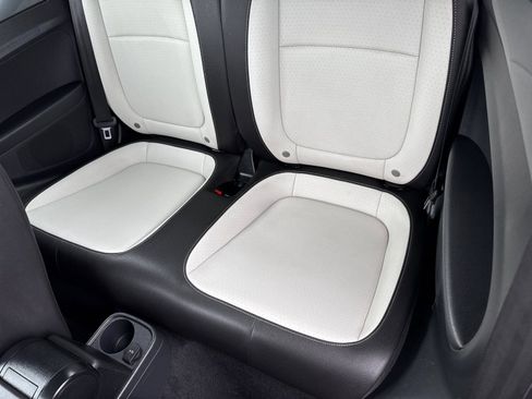 Used 2017 Volkswagen Beetle 1.8T S image 12