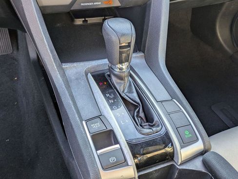 Certified 2017 Honda Civic LX-P image 9