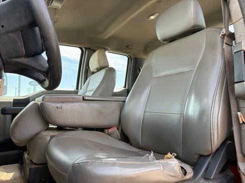 Used 2018 Ford F550 4x4 SuperCab Super Duty image 13