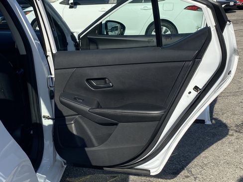 Used 2024 Nissan Sentra S FWD image 21