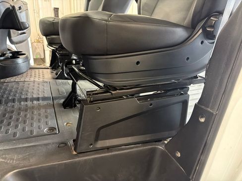 Used 2025 RAM ProMaster 3500 w/ Convenience Group FWD image 11