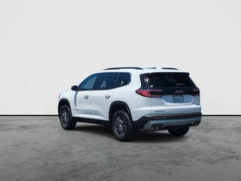 Certified 2026 GMC Acadia Elevation FWD image 6
