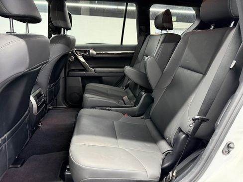 Used 2023 Lexus GX 460 Premium image 22