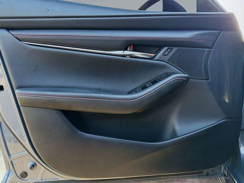 Used 2024 MAZDA MAZDA3 s image 20