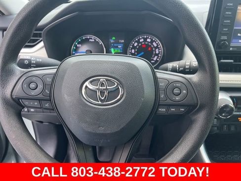 Used 2022 Toyota RAV4 XLE w/ Convenience Package AWD/4WD image 19