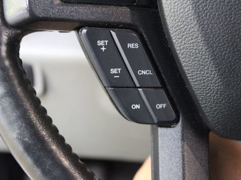Used 2018 Ford F150 XLT w/ Equipment Group 302A Luxury AWD/4WD image 19