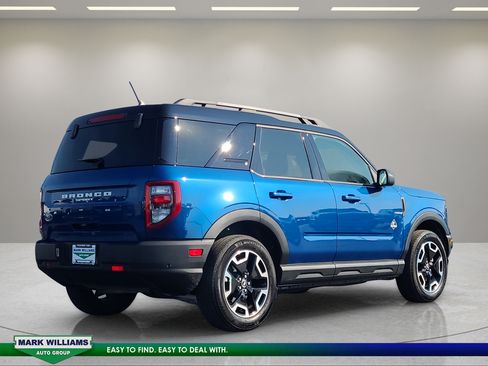 Used 2024 Ford Bronco Sport Outer Banks w/ Tech Package AWD/4WD image 4