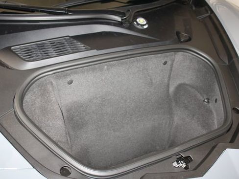 Used 2025 Chevrolet Corvette Z06 RWD image 34