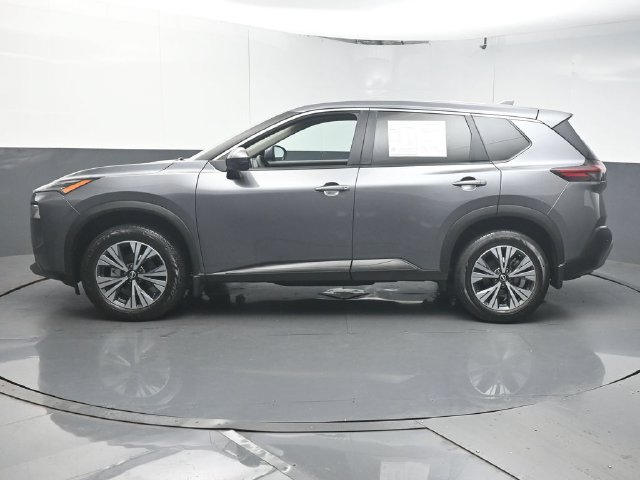 Used 2022 Nissan Rogue SV FWD image 5