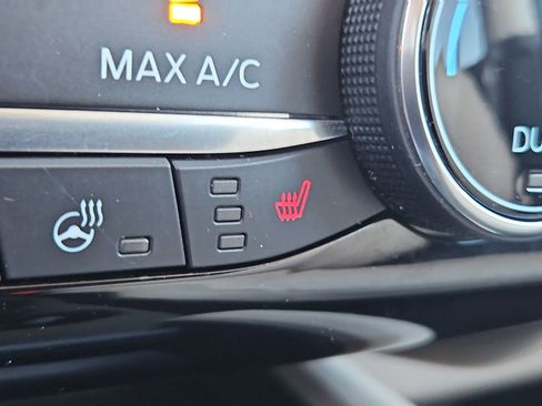 Used 2022 Ford Escape SEL w/ Technology Package image 27