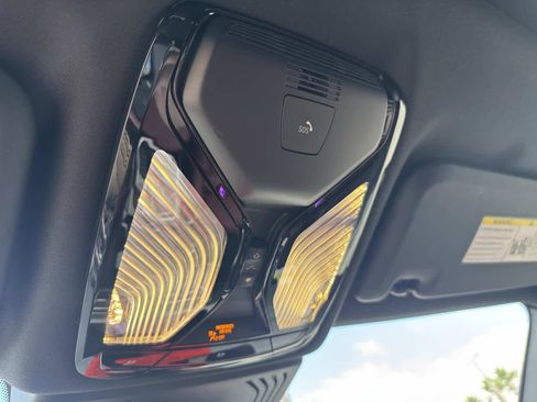 Certified 2025 BMW X4 xDrive30i w/ Premium Package image 31