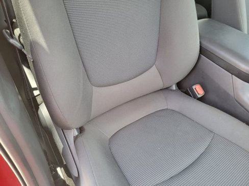 Used 2024 Toyota RAV4 LE AWD/4WD image 10