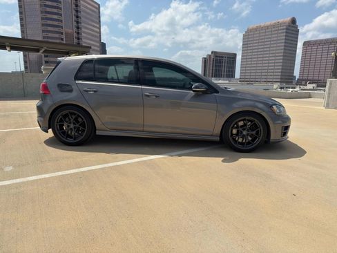 Used 2015 Volkswagen Golf R 4-Door image 5