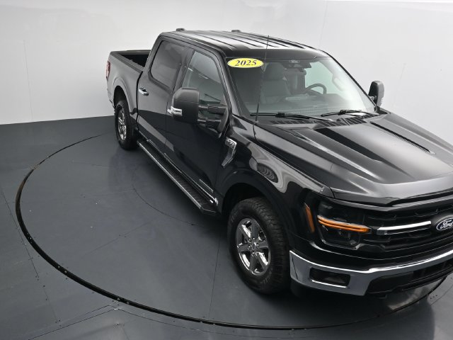 Used 2025 Ford F150 XLT w/ Equipment Group 301A Standard AWD/4WD image 15