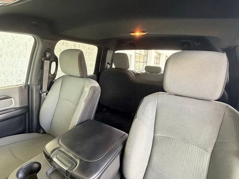 Used 2022 RAM 2500 Big Horn AWD/4WD image 2