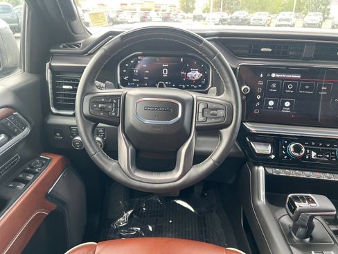 Used 2026 GMC Sierra 1500 Denali Ultimate AWD/4WD image 23
