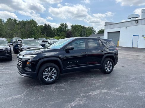 New 2026 Chevrolet Equinox LT w/ Convenience Package II FWD image 8
