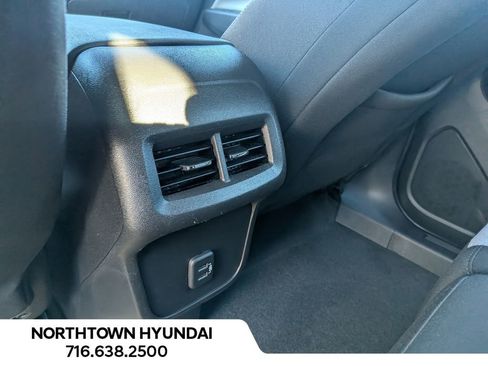 Used 2024 Chevrolet Equinox LS image 31