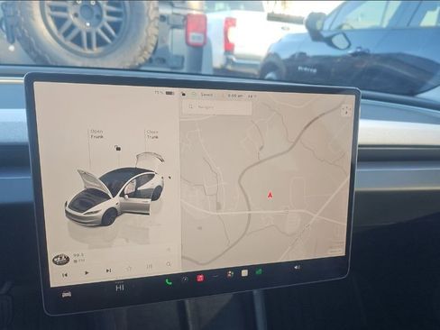 Used 2025 Tesla Model 3 Long Range image 11