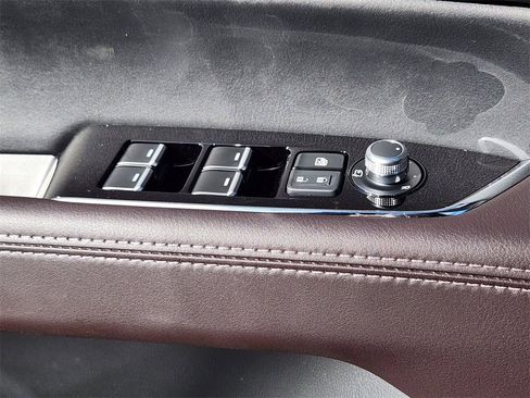 New 2025 MAZDA CX-5 Signature image 5