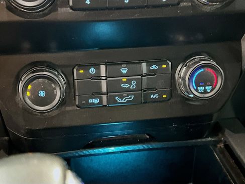 Used 2020 Ford F150 XLT w/ Equipment Group 301A Mid AWD/4WD image 11