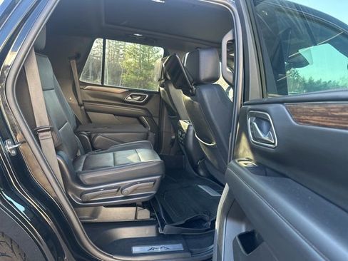 Used 2023 Chevrolet Tahoe High Country AWD/4WD image 14