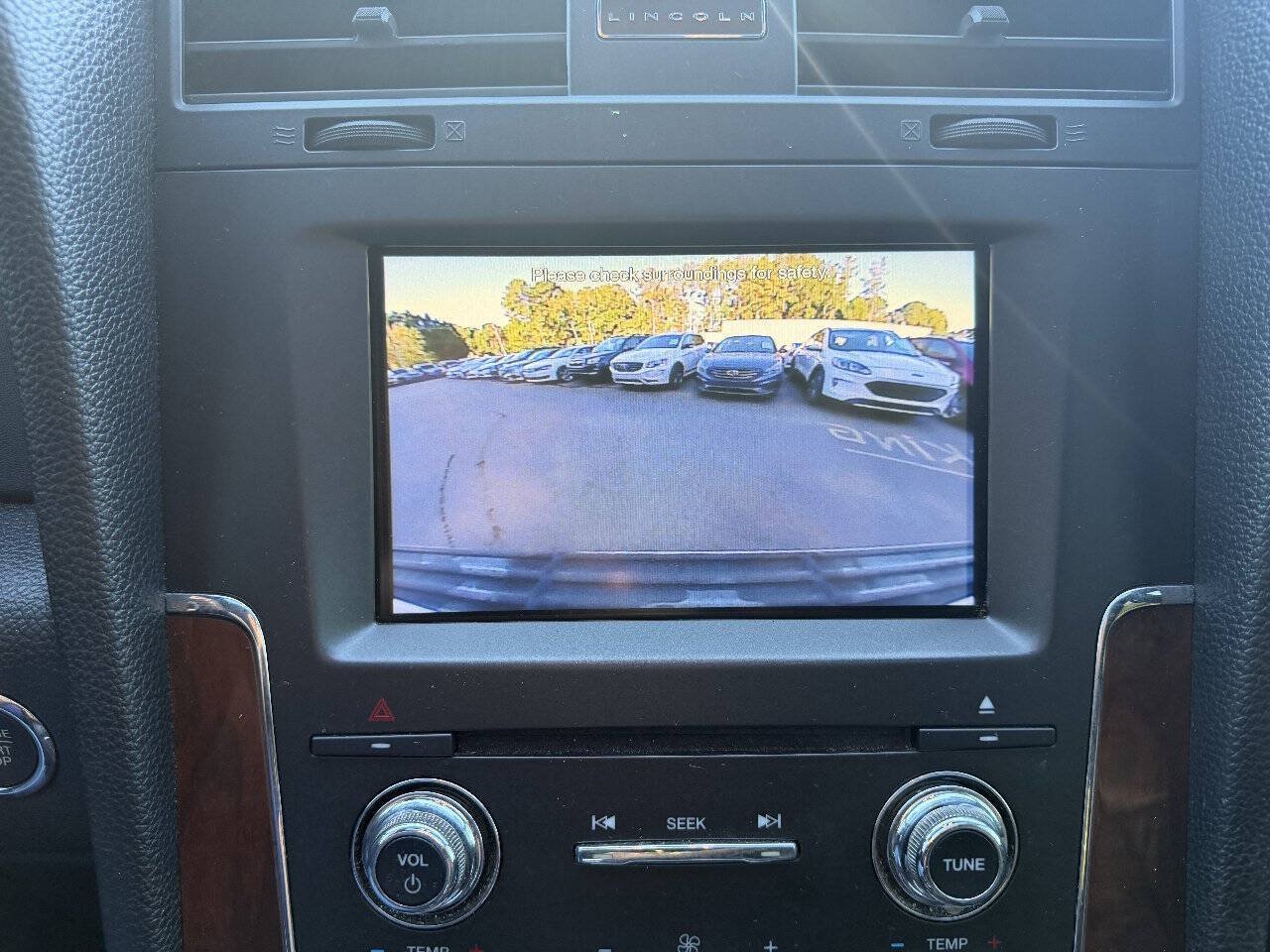 Used 2015 Lincoln Navigator 2WD image 30