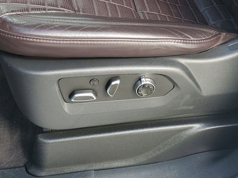 Used 2023 Cadillac Escalade V w/ LPO, ONYX Package AWD/4WD image 23