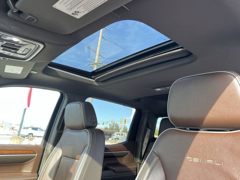 Used 2025 GMC Sierra 1500 Denali w/ Denali Reserve Package image 23
