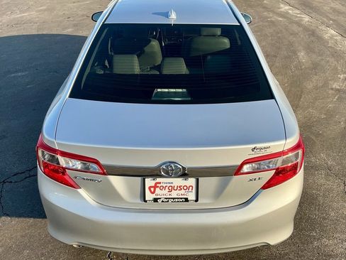 Used 2012 Toyota Camry XLE image 17