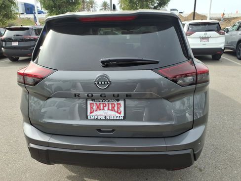 New 2026 Nissan Rogue SV image 4
