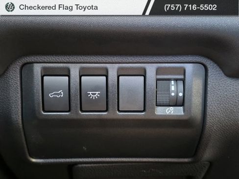 Used 2024 Subaru Ascent Onyx Edition image 25