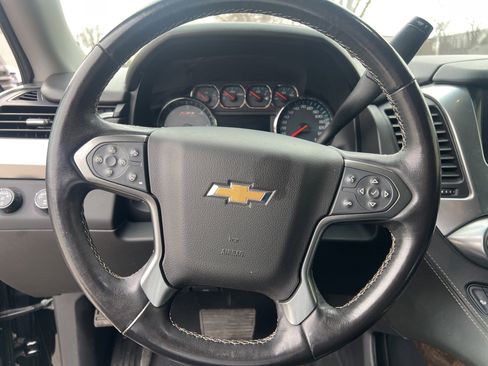 Used 2020 Chevrolet Tahoe LT w/ Luxury Package image 17