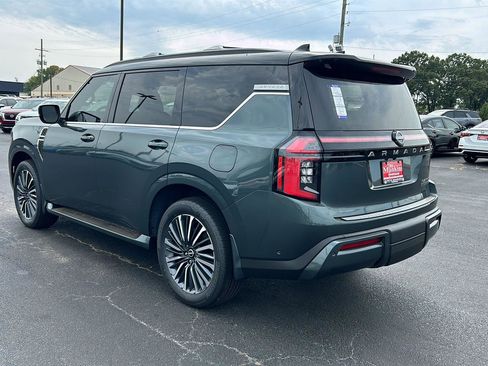 New 2025 Nissan Armada Platinum Reserve image 4