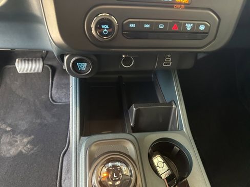 New 2025 Ford Maverick XLT w/ XLT Luxury Package image 13