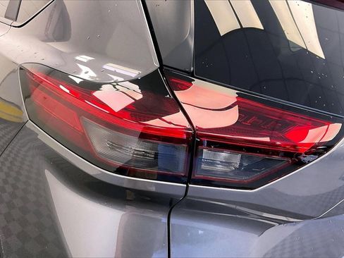 Certified 2025 Nissan Rogue S image 21