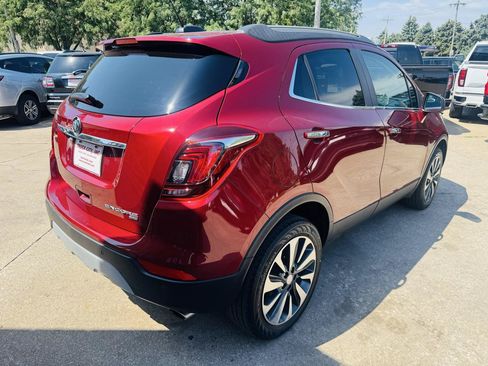 Used 2021 Buick Encore Preferred w/ Safety Package II AWD/4WD image 3