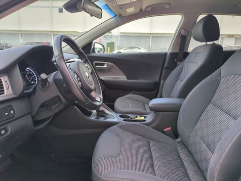 Used 2017 Kia Niro LX FWD image 15