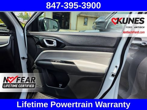 Used 2025 Jeep Compass Limited AWD/4WD image 38