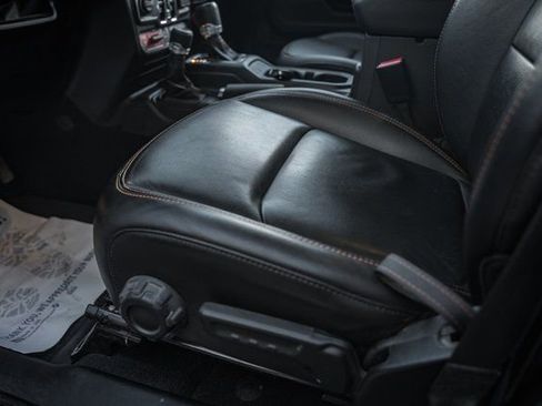 Used 2023 Jeep Gladiator Mojave w/ LED Lighting Group image 49