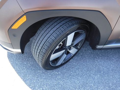 Used 2024 Hyundai Santa Fe Limited image 19