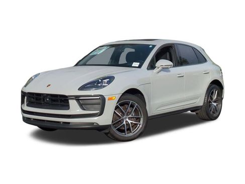 Used 2024 Porsche Macan AWD/4WD image 1
