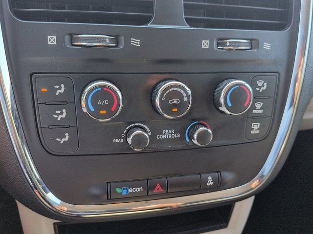 Used 2016 Dodge Grand Caravan SE w/ Quick Order Package 29E SE FWD image 21