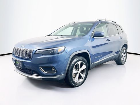 Used 2019 Jeep Cherokee Limited image 3