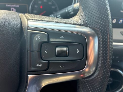 Used 2023 Chevrolet Blazer LT FWD image 11