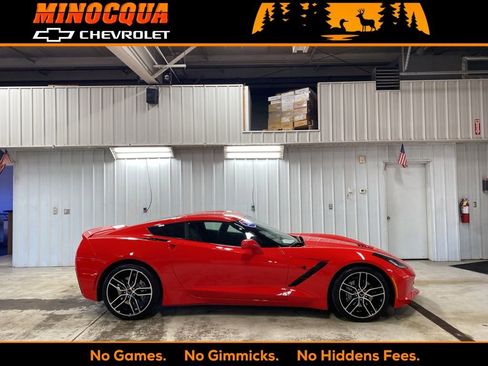 Used 2018 Chevrolet Corvette Stingray Coupe w/ Carbon Flash Badge Package RWD image 1