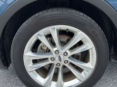 Used 2018 Ford Explorer Limited w/ Equipment Group 301A AWD/4WD image 19