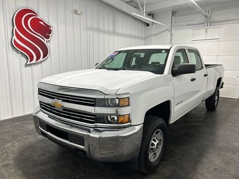 Used 2017 Chevrolet Silverado 2500 W/T RWD image 1
