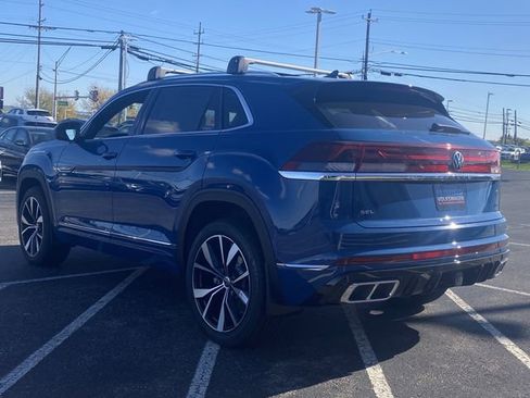 New 2026 Volkswagen Atlas Cross Sport SEL Premium R-Line AWD/4WD image 5