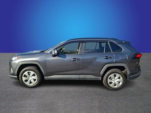 Used 2021 Toyota RAV4 LE FWD image 7